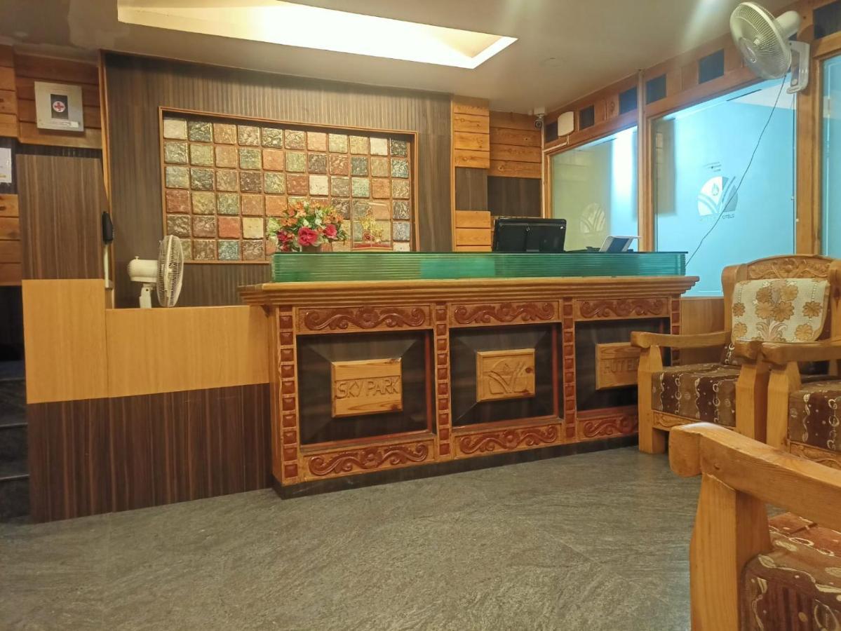 Sky Park Hotels Tirupur Kültér fotó
